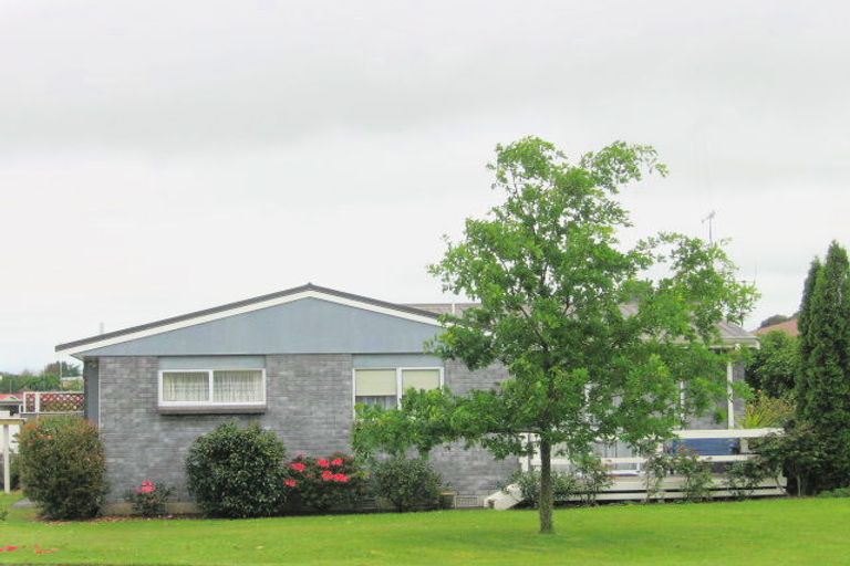 Photo of property in 2b Park Street, Paeroa, 3600