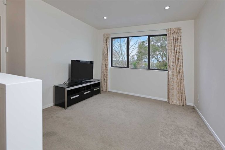 Photo of property in 48a Jillian Drive, Ranui, Auckland, 0612