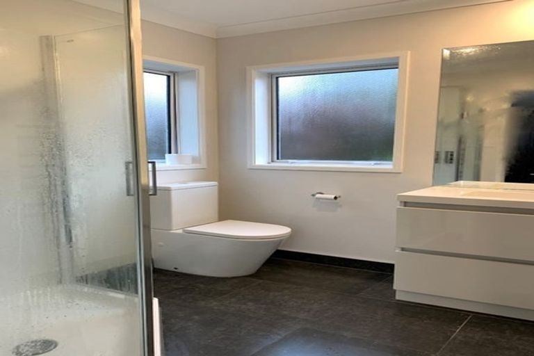 Photo of property in 7b Tawa Street, Waikanae, 5036