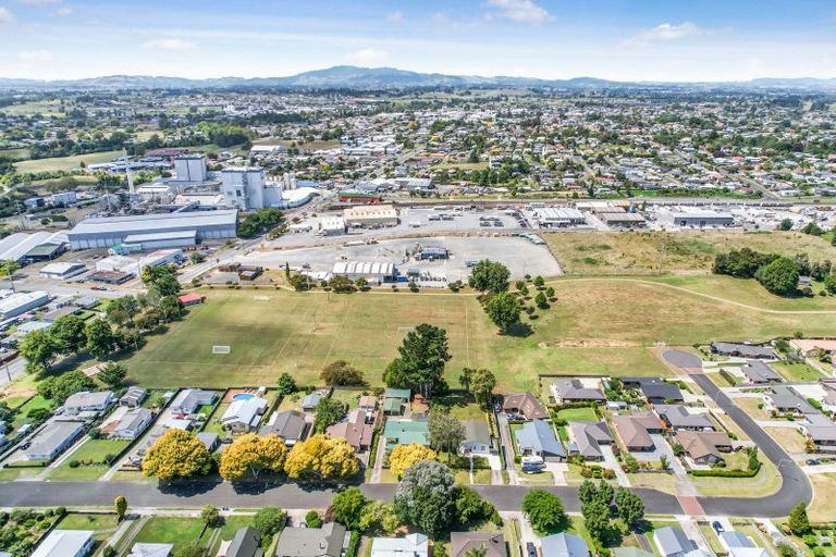 Photo of property in 153 Raeburne Street, Te Awamutu, 3800