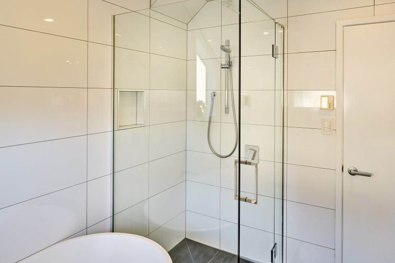 Photo of property in 3 Hathaway Avenue, Boulcott, Lower Hutt, 5010