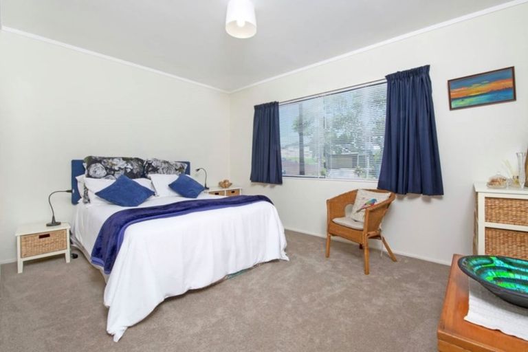Photo of property in 3 Jandell Crescent, Bucklands Beach, Auckland, 2014