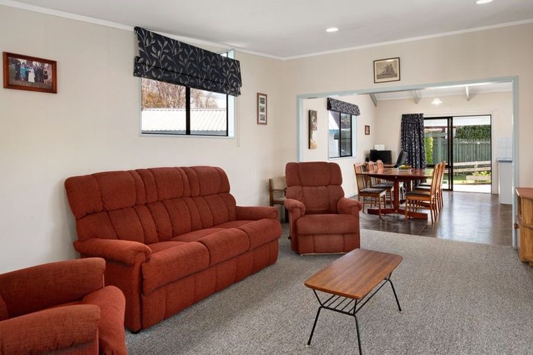 Photo of property in 4 Pohutukawa Drive, Athenree, Katikati, 3177