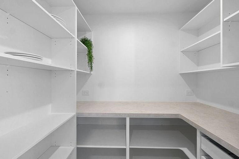 Photo of property in 21c Portland Drive, Mangorei, New Plymouth, 4312