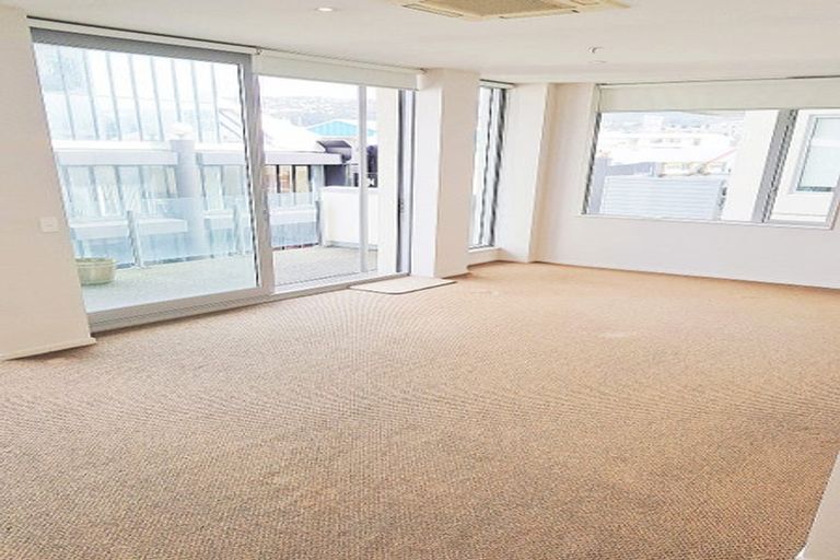 Photo of property in Trinity Apartments, 406/19 College Street, Te Aro, Wellington, 6011