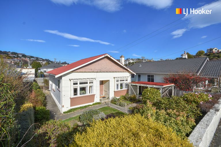 Photo of property in 204 Musselburgh Rise, Andersons Bay, Dunedin, 9013