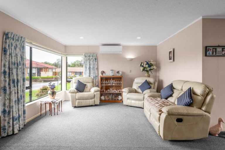 Photo of property in 93 Grosvenor Gardens, Flagstaff, Hamilton, 3210