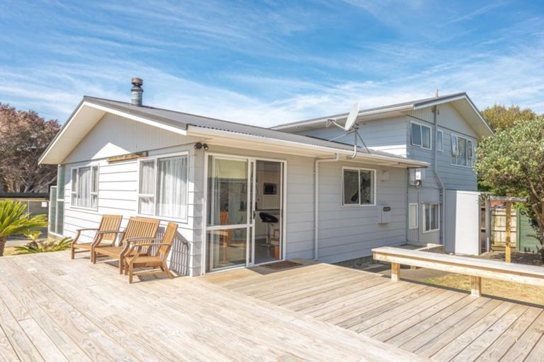 Photo of property in 33 Karamu Street, Tawhero, Whanganui, 4501