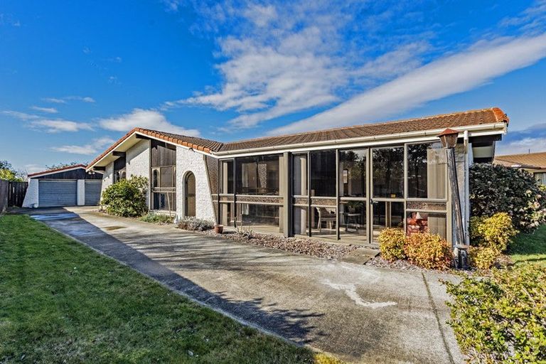 Photo of property in 18 Omega Place, Casebrook, Christchurch, 8051