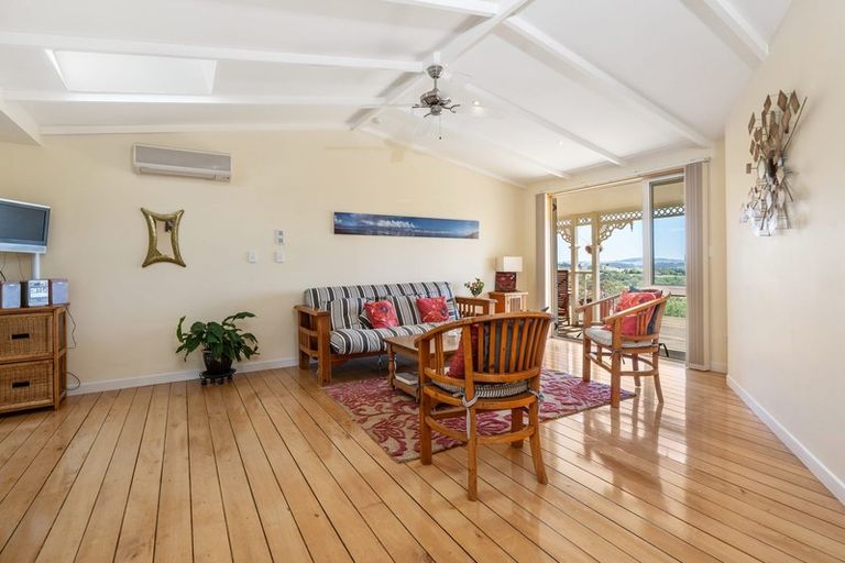 Photo of property in 10 Rangitane Road, Kerikeri, 0294