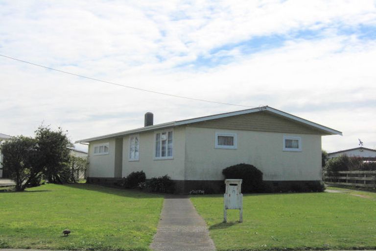 Photo of property in 11 Murch Place, Tawhero, Whanganui, 4500