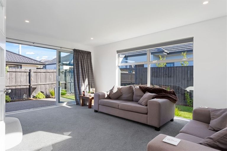 Photo of property in 29 Katrine Drive, Marshland, Christchurch, 8083