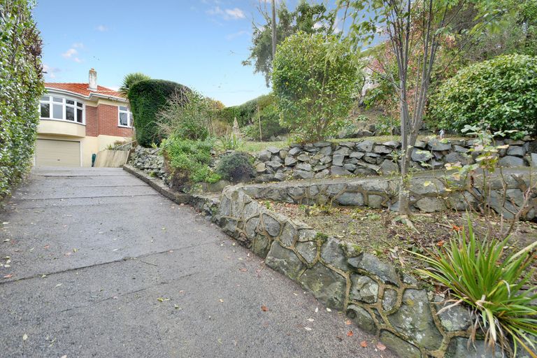 Photo of property in 207 Musselburgh Rise, Andersons Bay, Dunedin, 9013