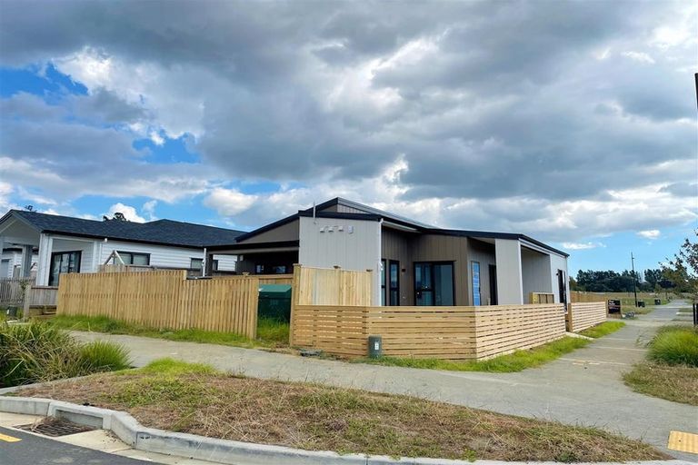 Photo of property in 24 Kiritau Road, Karaka, 2578