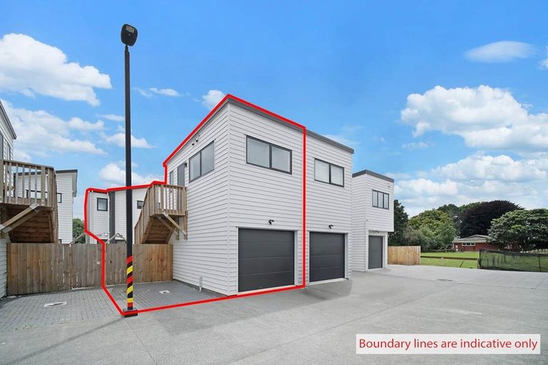 Photo of property in 105b Grove Road, Papakura, 2110