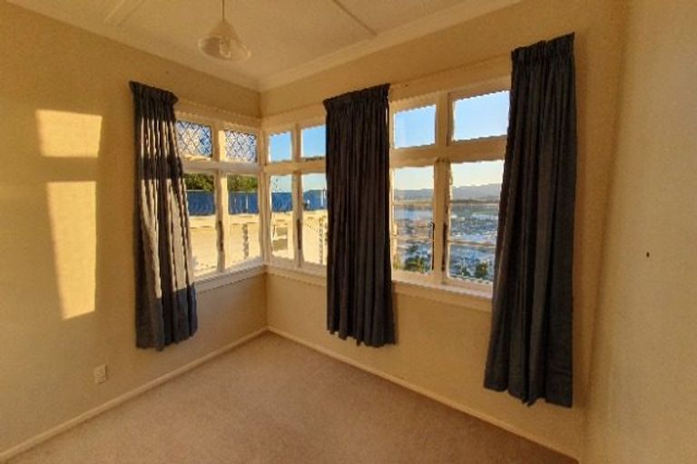 Photo of property in 97 Duncan Terrace, Kilbirnie, Wellington, 6022