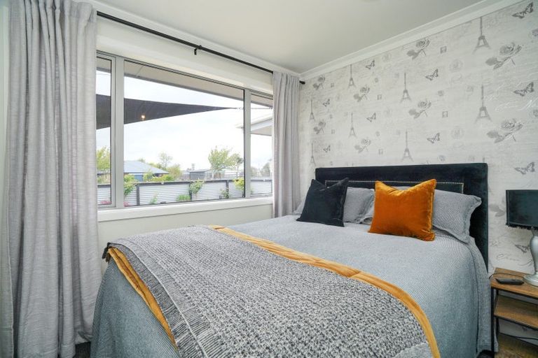 Photo of property in 111 Eglinton Street, Winton, 9720