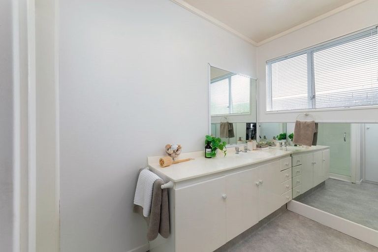 Photo of property in 3/15 Houghton Street, Meadowbank, Auckland, 1072