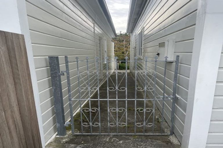 Photo of property in 19 Myrtle Crescent, Mount Cook, Wellington, 6021