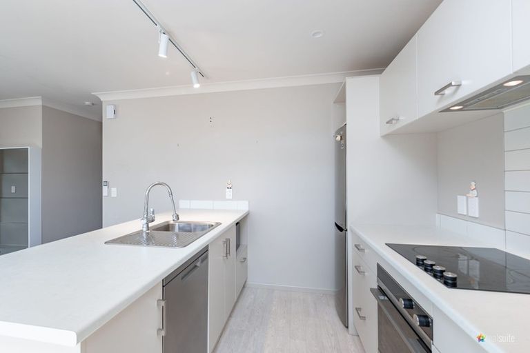 Photo of property in 2 Mandel Mews, Waiwhetu, Lower Hutt, 5010