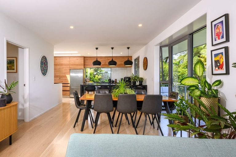 Photo of property in 18c Montana Place, Merrilands, New Plymouth, 4312