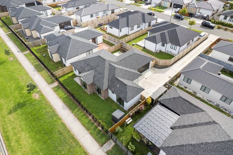 Photo of property in 28 Perkins Street, Papakura, 2110