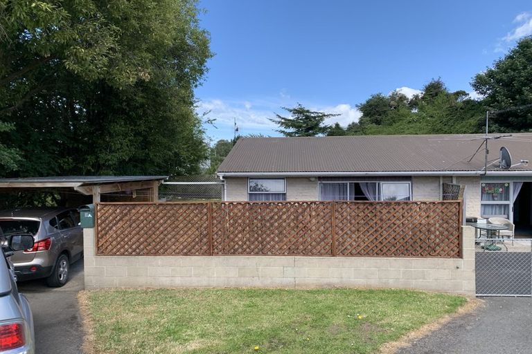 Photo of property in 2a Runciman Street, Green Island, Dunedin, 9018