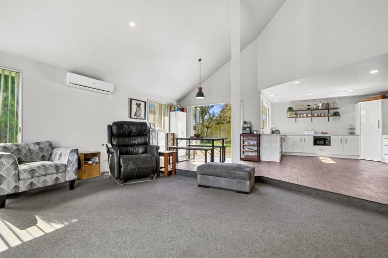 Photo of property in 32 Merlot Heights, Huapai, Kumeu, 0810