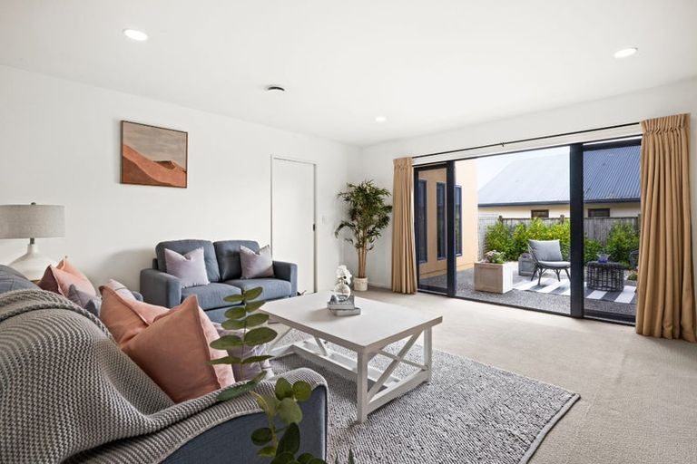Photo of property in 13 Palmbrook Avenue, Havelock North, 4130