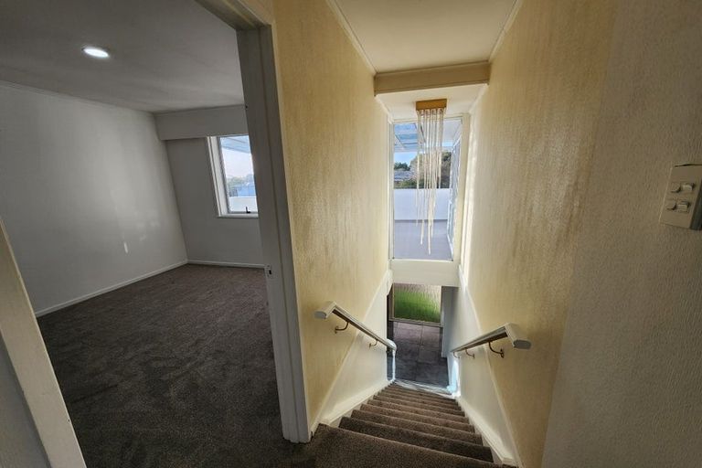 Photo of property in 48 Cardiff Road, Pakuranga, Auckland, 2010
