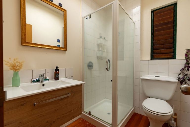 Photo of property in 6 Gannet Point, Rothesay Bay, Auckland, 0630