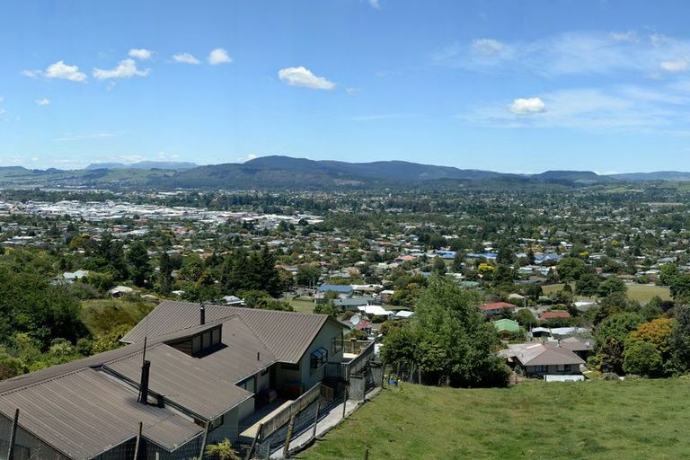 Photo of property in 91 Mountain Road, Western Heights, Rotorua, 3015