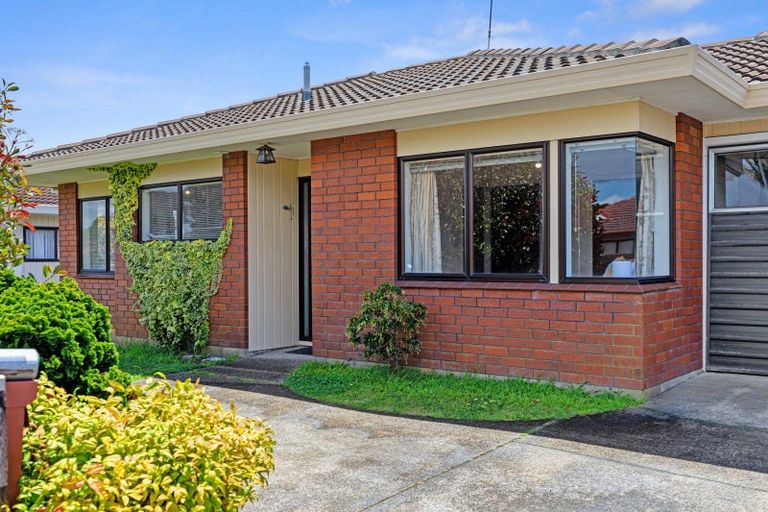 Photo of property in 1/77 Gloucester Road, Mount Maunganui, 3116