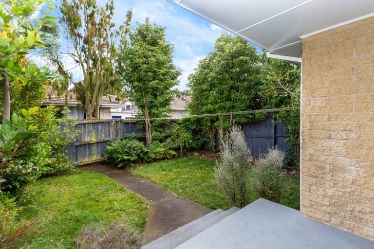 Photo of property in 2/22 Colligan Street, Upper Riccarton, Christchurch, 8041