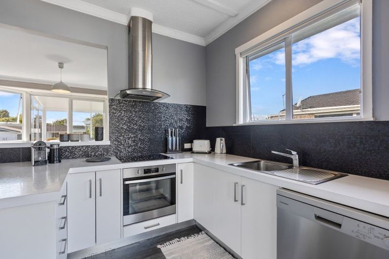 Photo of property in 62 Rewa Street, Inglewood, 4330