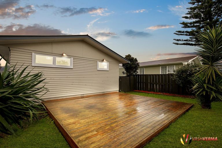Photo of property in 9 Chisholm Place, Mangere East, Auckland, 2024
