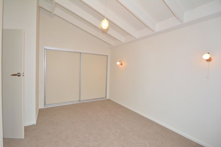 Photo of property in 73a Bay View Road, South Dunedin, Dunedin, 9012