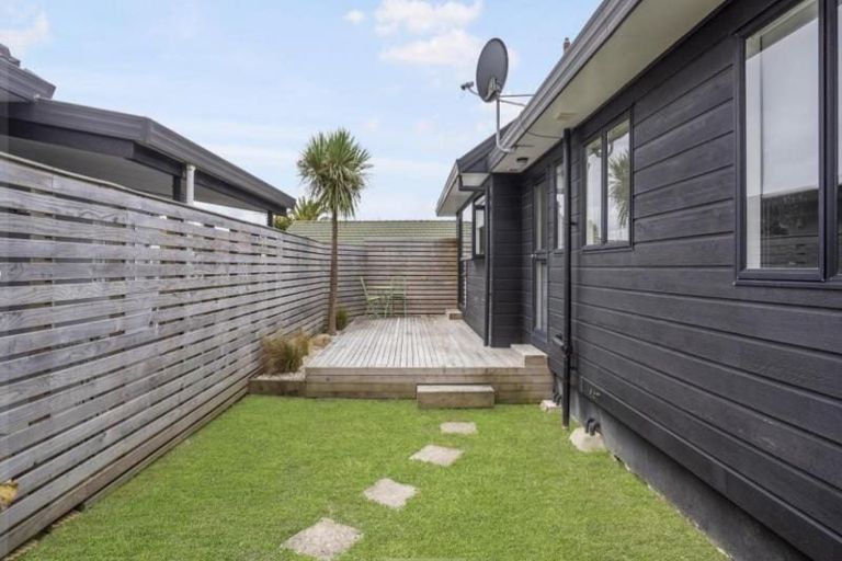 Photo of property in 5 Dulwich Place, Burswood, Auckland, 2013