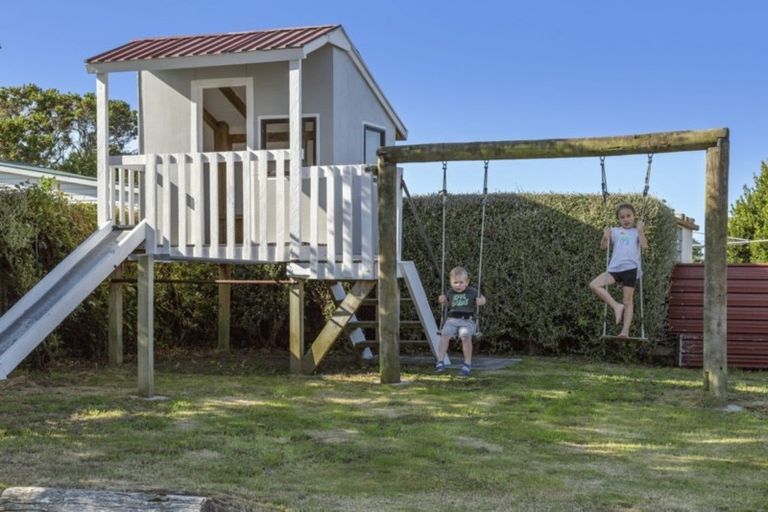 Photo of property in 6 Egmont Street, Normanby, Hawera, 4614