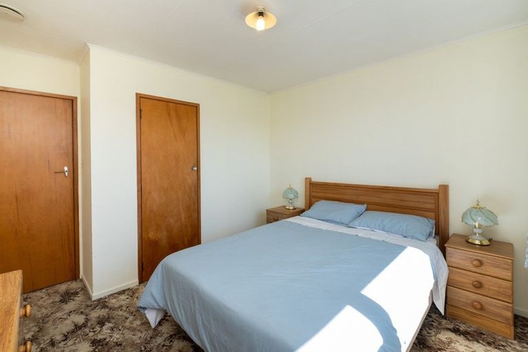 Photo of property in 35 Flaxmere Avenue, Flaxmere, Hastings, 4120