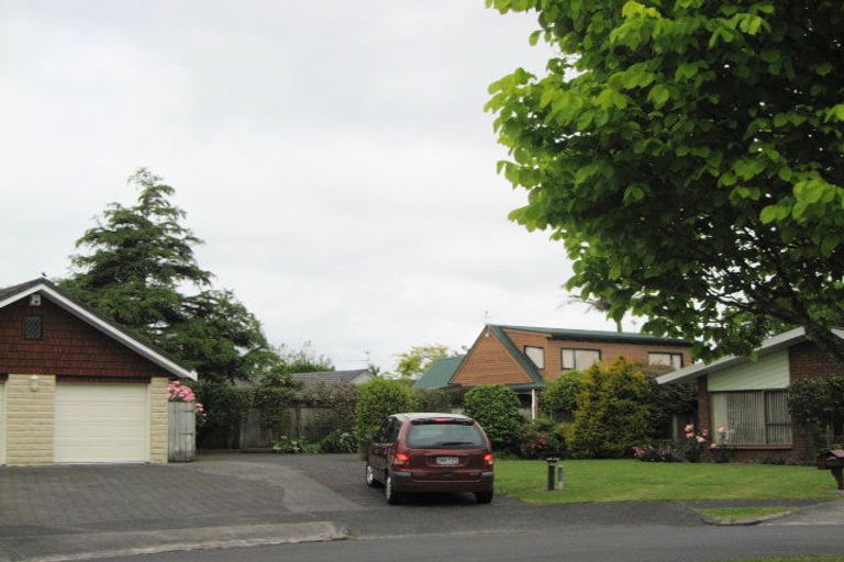 Photo of property in 18 Peridot Place, Conifer Grove, Takanini, 2112