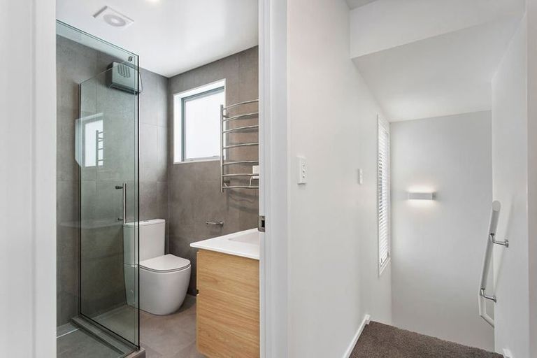 Photo of property in 31 Oxley Avenue, St Albans, Christchurch, 8014