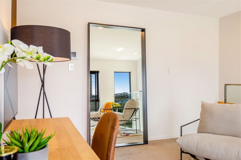 Photo of property in 10 Arran Point Parade, Orewa, 0931