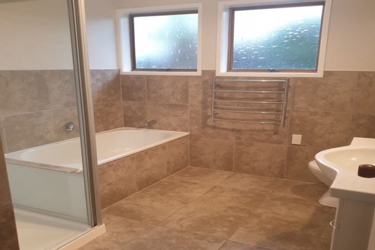 Photo of property in 15 Meachen Terrace, Waiuku, 2123