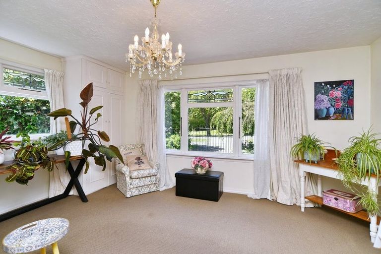 Photo of property in 1/2 Barrington Street, Somerfield, Christchurch, 8024