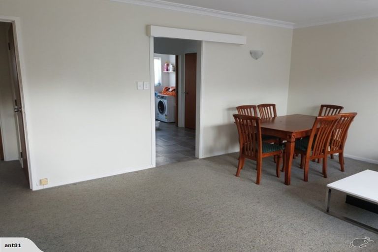 Photo of property in 2/71 Coronation Road, Papatoetoe, Auckland, 2025