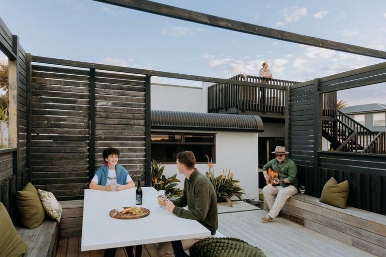 Photo of property in 728 Papamoa Beach Road, Papamoa Beach, Papamoa, 3118