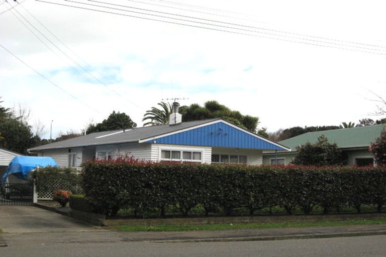 Photo of property in 229 Cambridge Street, Levin, 5510