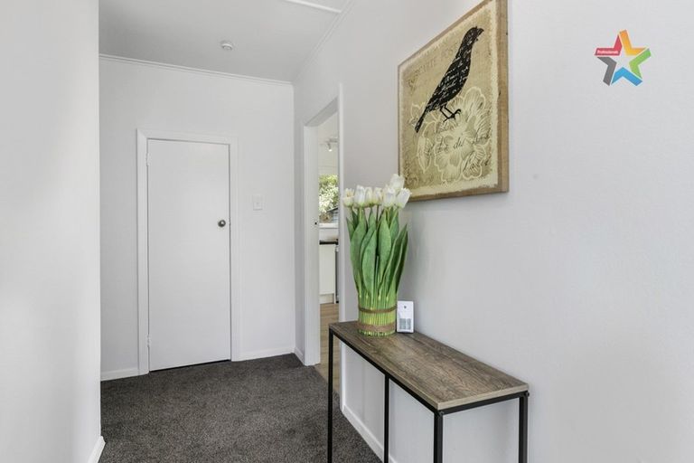 Photo of property in 165 Wellington Road, Wainuiomata, Lower Hutt, 5014