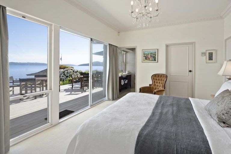 Photo of property in 15 Manahi Avenue, Kawaha Point, Rotorua, 3010